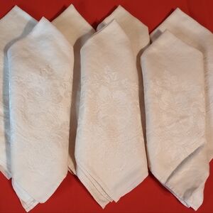 Cream Colored Napkins | Set of 7